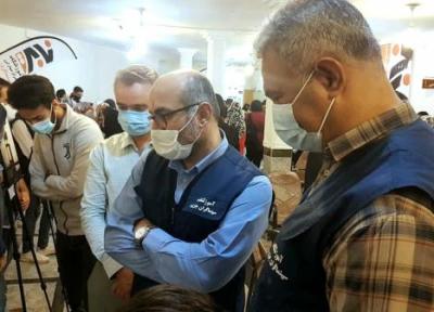 افتتاح نمایشگاه عکس زندگی ... ادامه دارد در آکادمی سینماگران جزیره آبادان