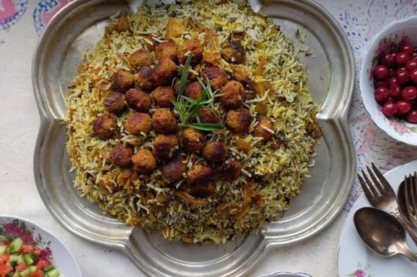 طرز تهیه کلم پلو با گوشت قلقلی؛ غذای محبوب شیرازی ها