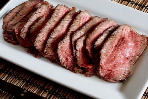 طرز تهیه پیتزا رست بیف